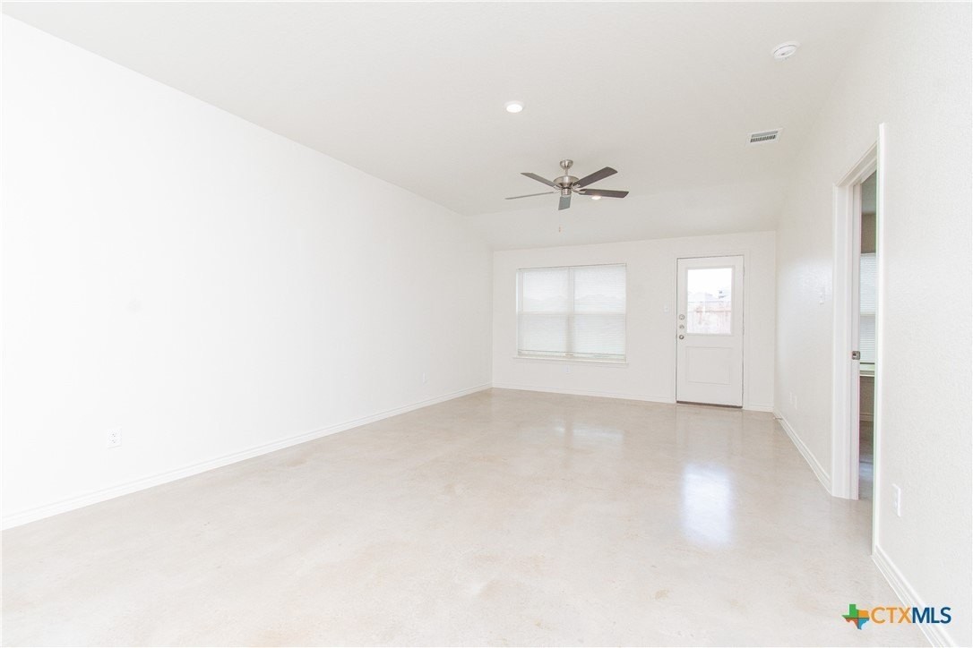 1258 Lehmann #B - Photo 3 of 18