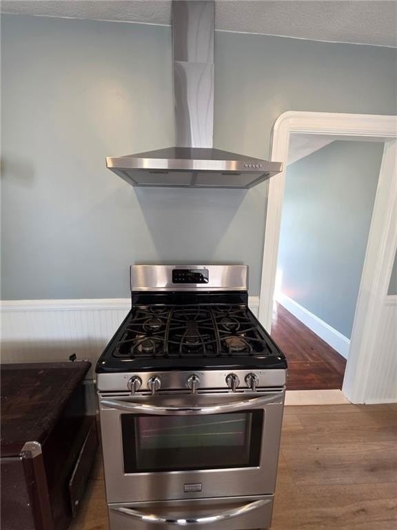 75 Coyle Ave #2 - Photo 3 of 14
