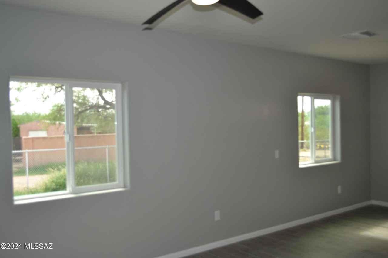 1440 S Cherry Ave #2 - Photo 5 of 19