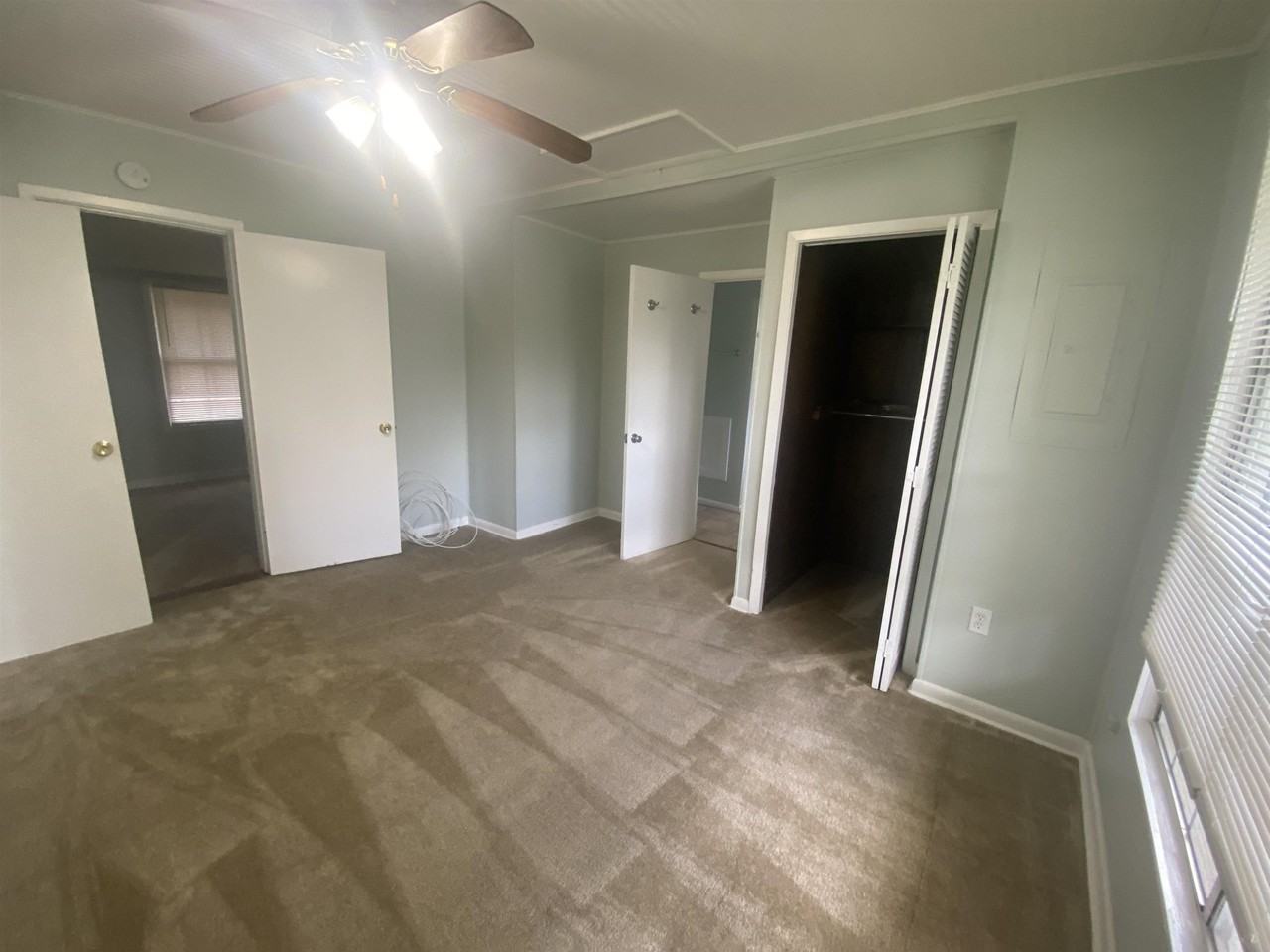 1535 Coombs Dr - Photo 7 of 19