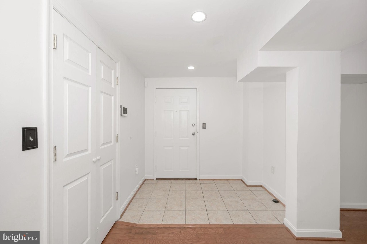 1321 Fairmont St Nw #1 - Photo 7 of 46