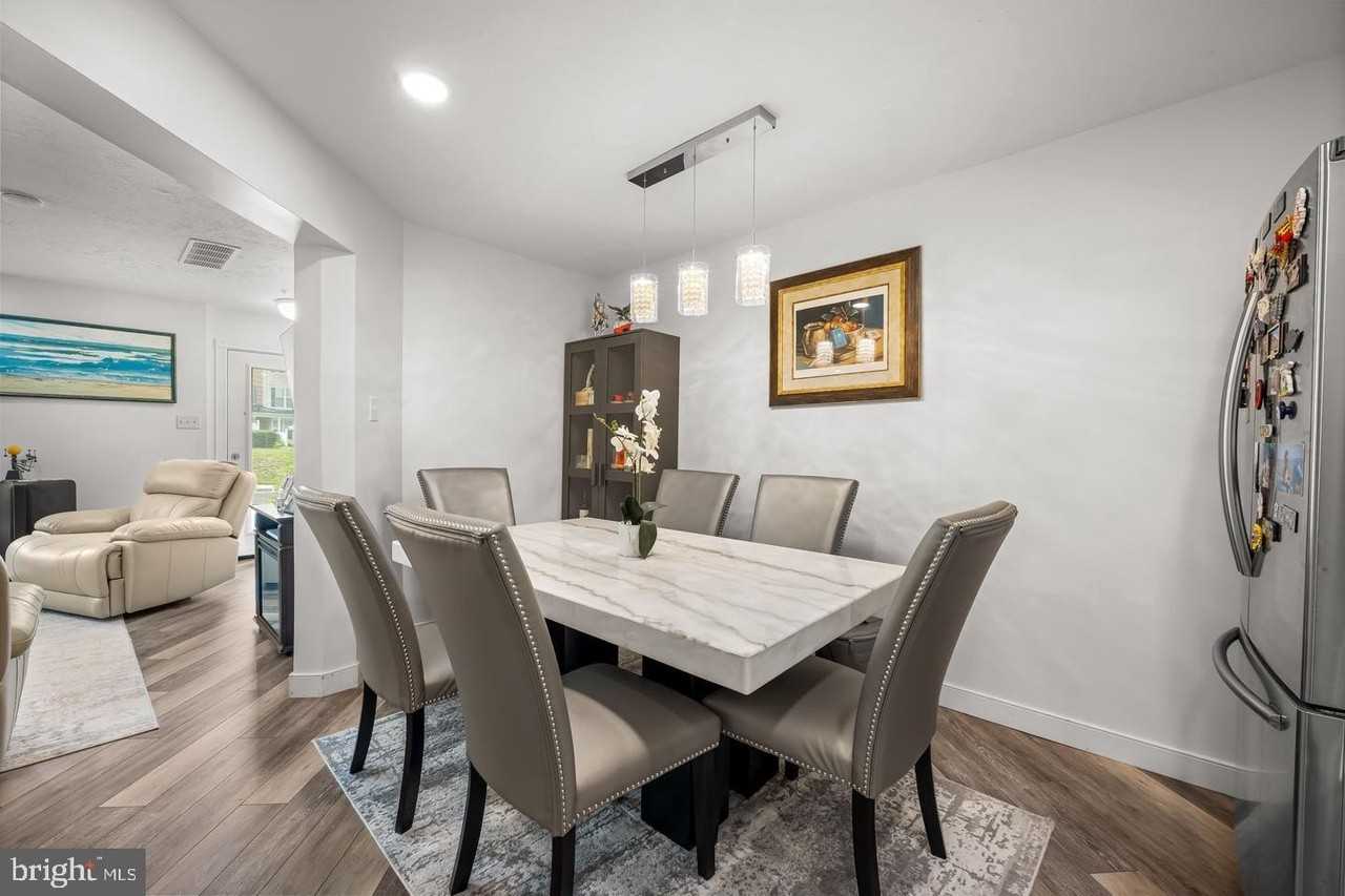 4268 Maple Path Cir #2 - Photo 6 of 28