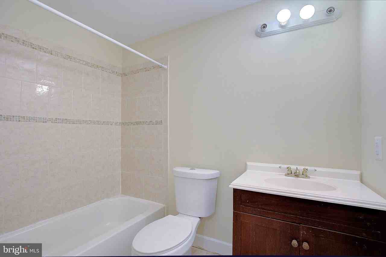 8105 Red Farm Ln - Photo 6 of 16