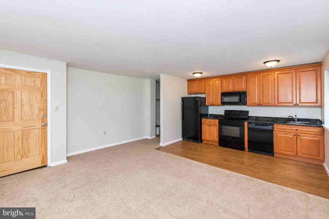 358 2nd Ave #3 - Photo 7 of 17