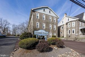 featured image of 3183 Main St #3