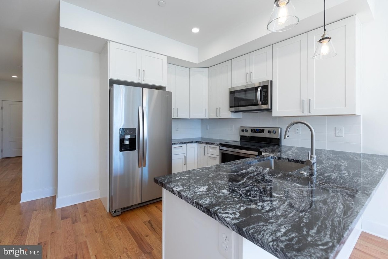 507 W Norris St #1 - Photo 2 of 10