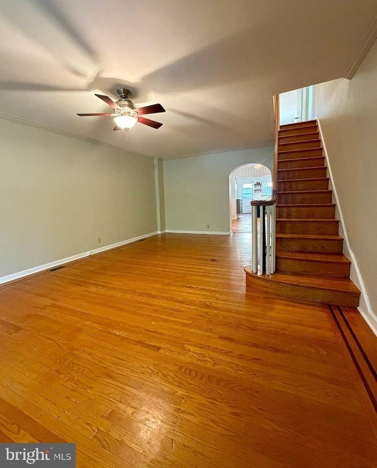 1805 S 10th St - Photo 3 of 24