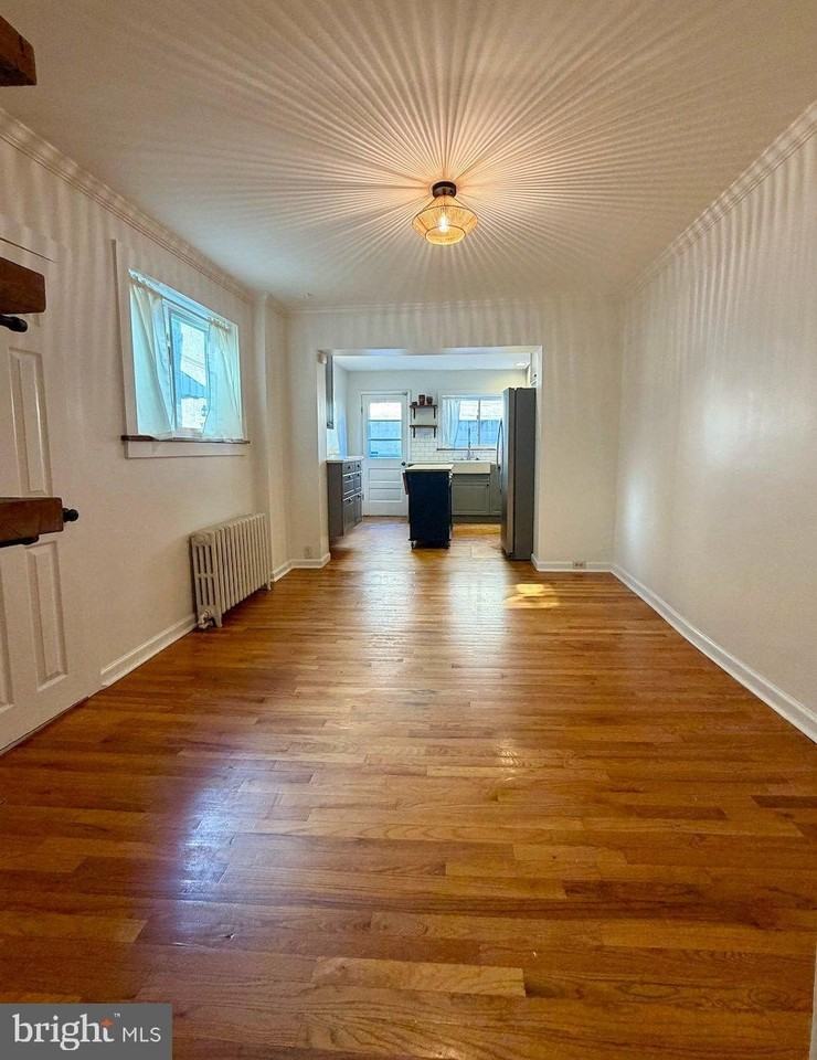 1805 S 10th St - Photo 7 of 24