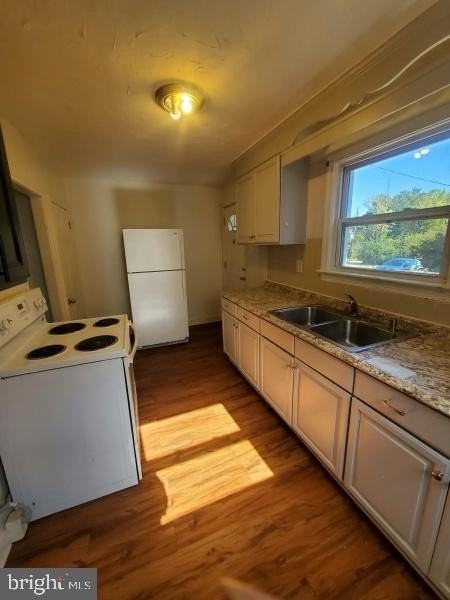 233 Pattison St - Photo 3 of 8