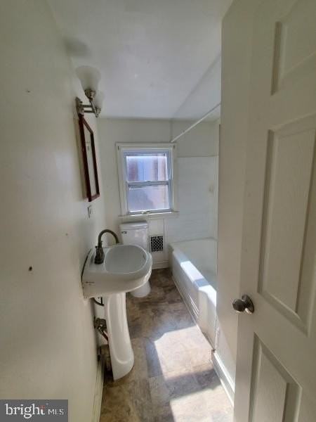 233 Pattison St - Photo 5 of 8