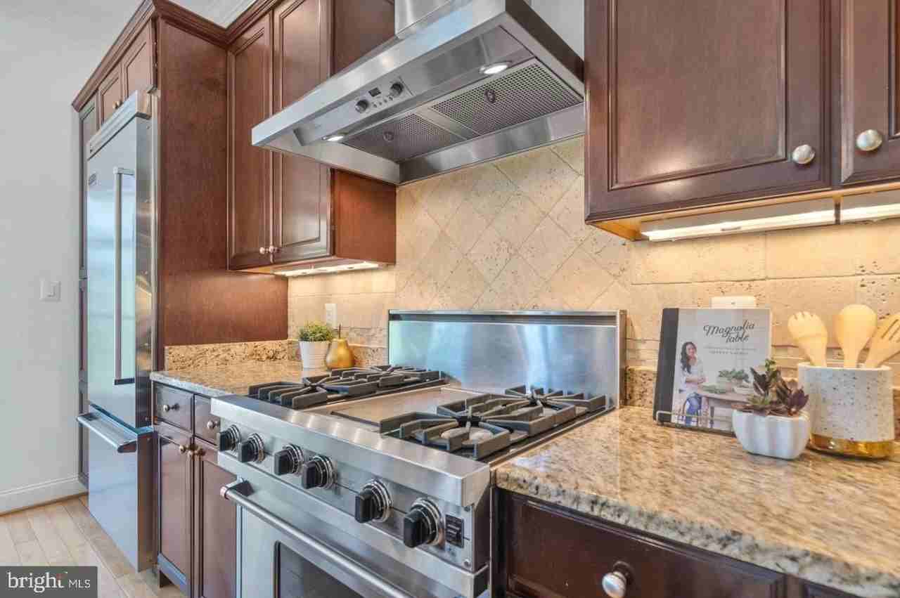 1552 Red Twig Ln - Photo 7 of 24