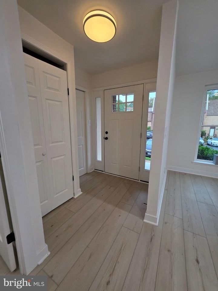 1715 Tyvale Ct - Photo 3 of 21