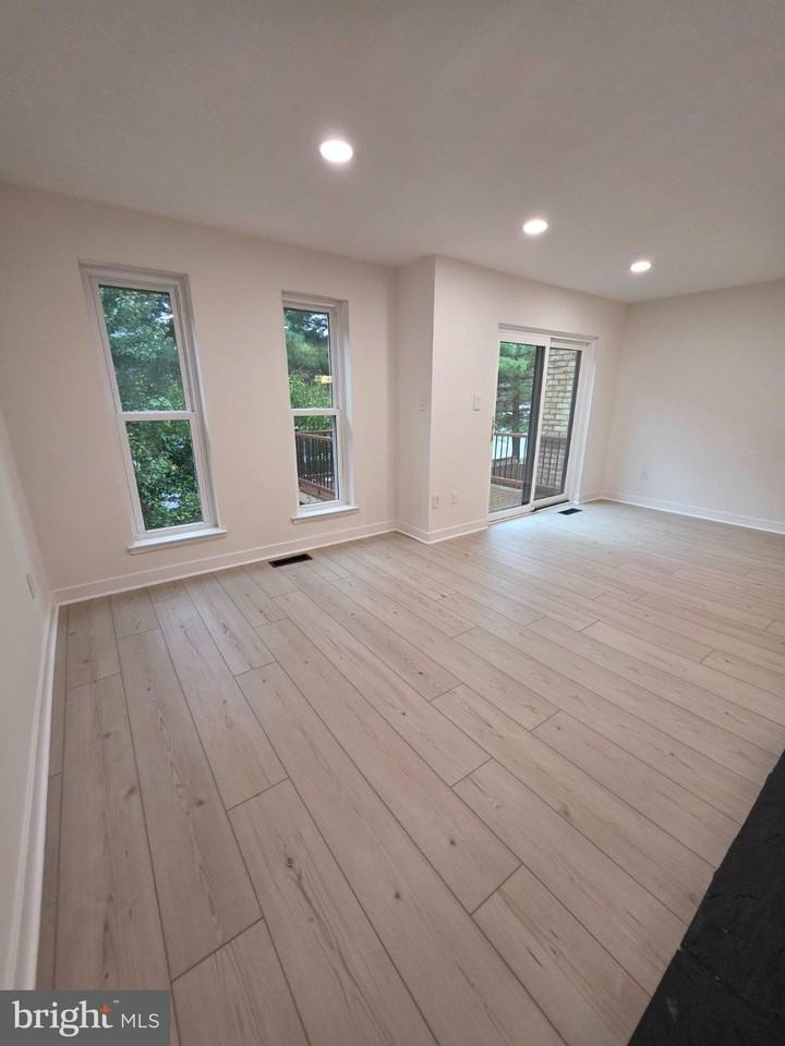 1715 Tyvale Ct - Photo 5 of 21