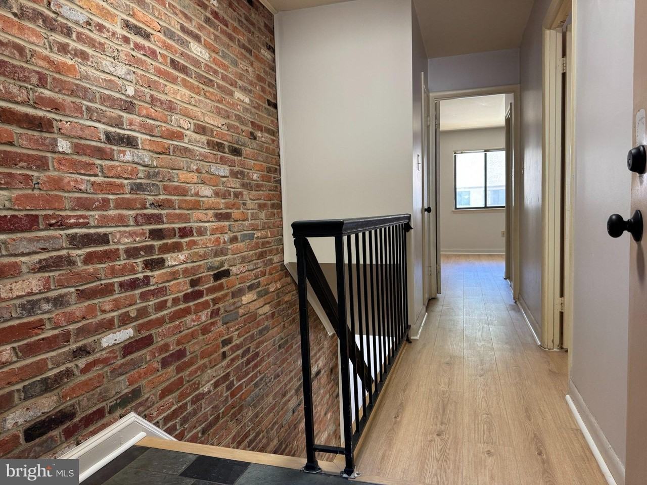 3863 Steppes Ct #B - Photo 4 of 35