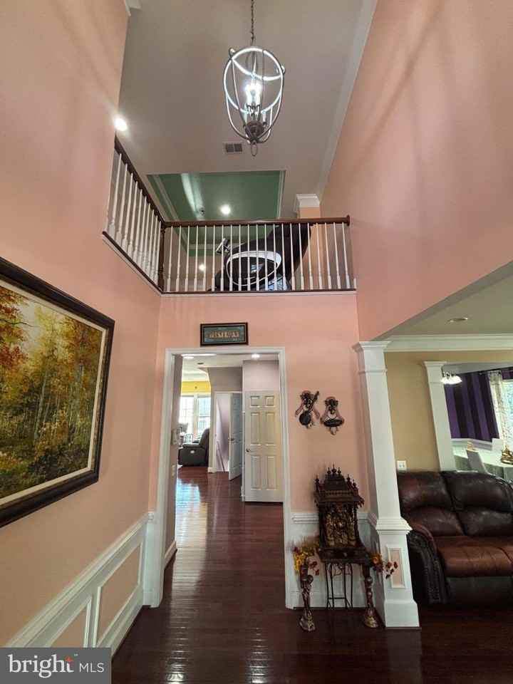 42815 Ravenglass Dr - Photo 4 of 50