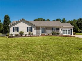 8008 Daltonshire Dr - Photo 1 of 1