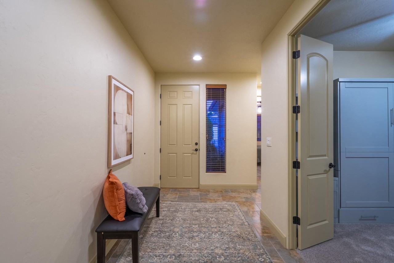 2212 Chippenham Ct - Photo 3 of 34