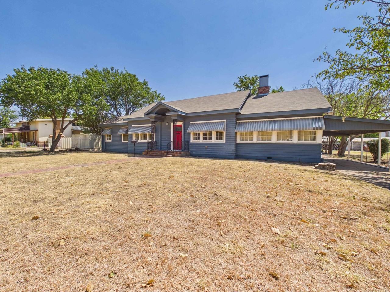 1305 Buchanan St - Photo 2 of 40