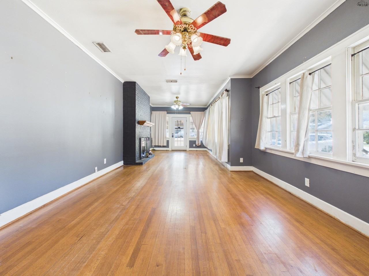 1305 Buchanan St - Photo 6 of 40