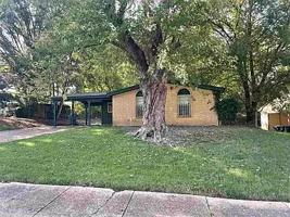 featured image of 4207 University St