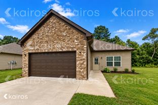 555 White Oak Cir - Photo 1 of 1