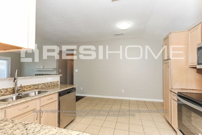 10223 Blackjack Oaks Dr - Photo 4 of 19