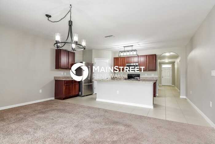2103 Bo Peep Dr W - Photo 3 of 13