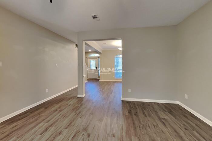 3512 White Oak Point Dr - Photo 5 of 25