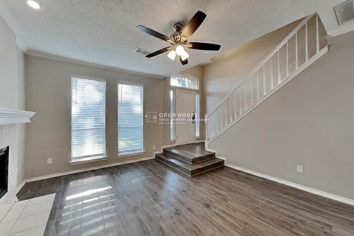 2317 Willowood Ln - Photo 5 of 20