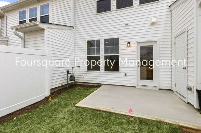 15 Bluebottle St - Photo 5 of 36