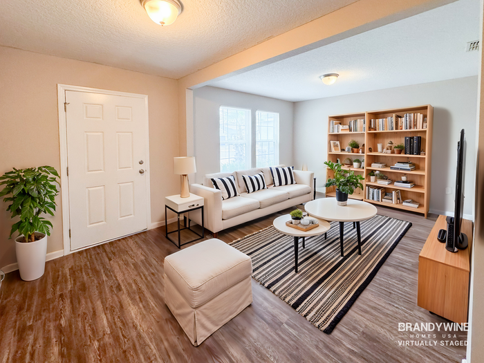 11224 Liberty Square Ct - Photo 3 of 21