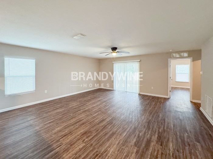 11224 Liberty Square Ct - Photo 5 of 21