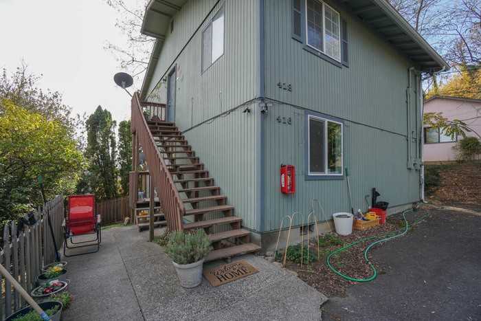 416 Nw 18th Ave #416 - Photo 2 of 25