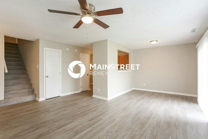 4506 Redcliff South Ln - Photo 3 of 17