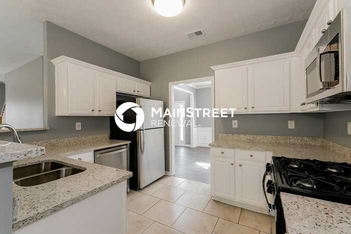 2604 Santa Fe Ct Se - Photo 6 of 16