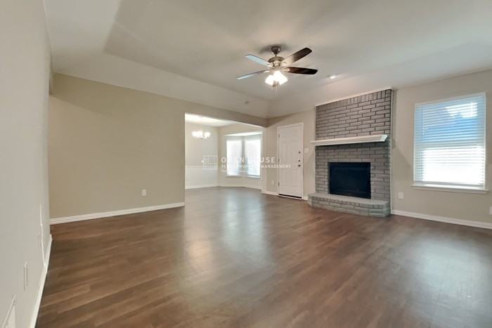 555 Meadowbrook Dr - Photo 6 of 20