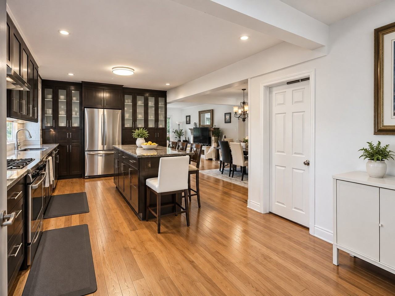 638 West 54th Avenue - Photo 5 of 14