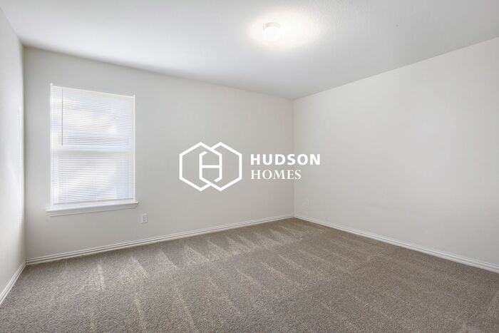 2202 Beecha St - Photo 7 of 14