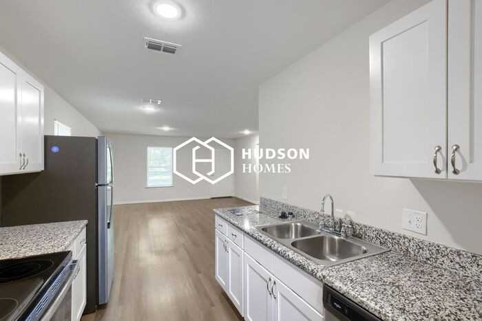 712 W Washington St - Photo 6 of 14