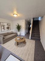 featured image of 187 Glenn St #3C