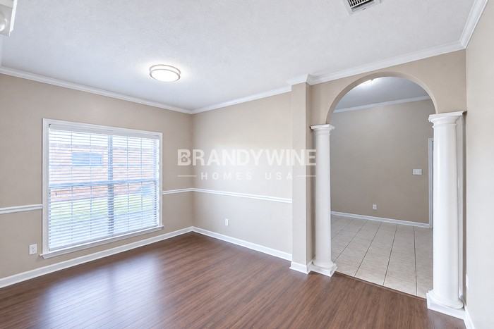 8639 Valmont Cir - Photo 7 of 20