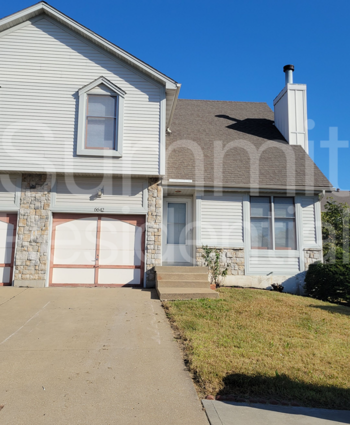 6642 W 152nd St - Photo 2 of 38