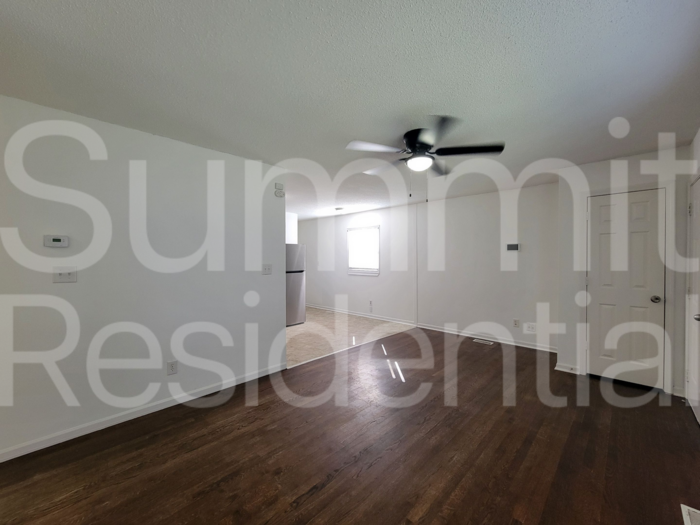 8315 Ella Ave - Photo 3 of 9