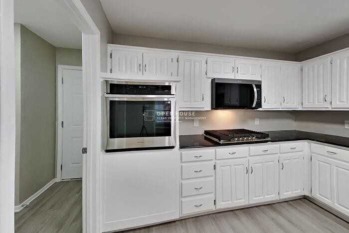 5711 Trails Edge Ct - Photo 7 of 21