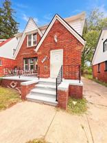 15756 Robson St - Photo 1 of 1