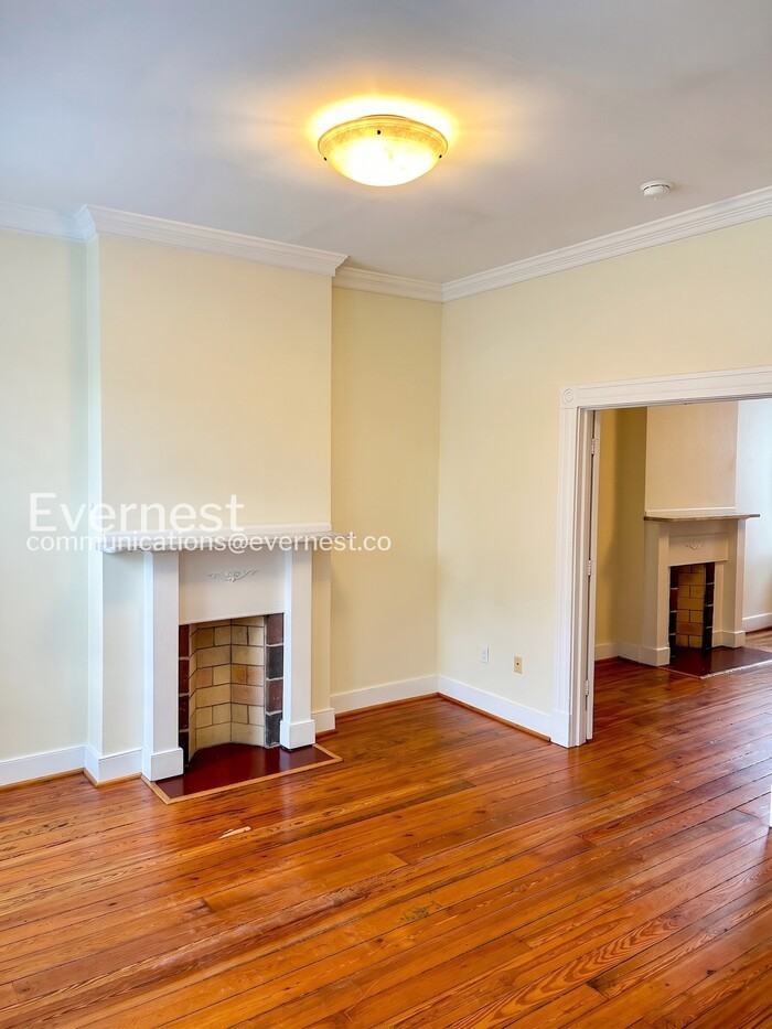 218 W Marshall St #B - Photo 6 of 15