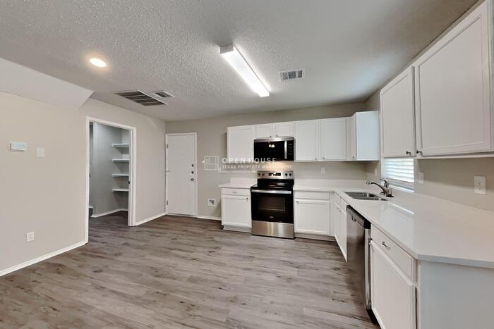 307 Meadow Ridge Dr - Photo 6 of 22