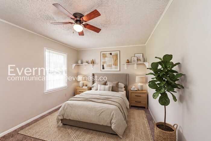 2183 Cheshire Dr - Photo 3 of 23