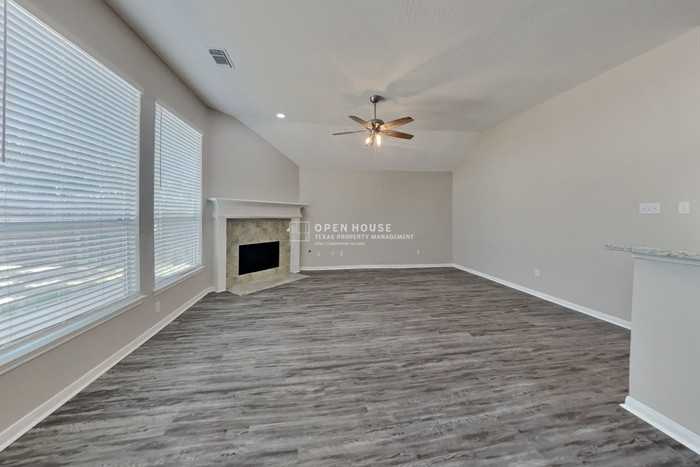 19414 Asterglen Ct - Photo 6 of 22