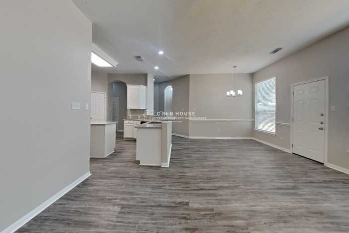 19414 Asterglen Ct - Photo 7 of 22